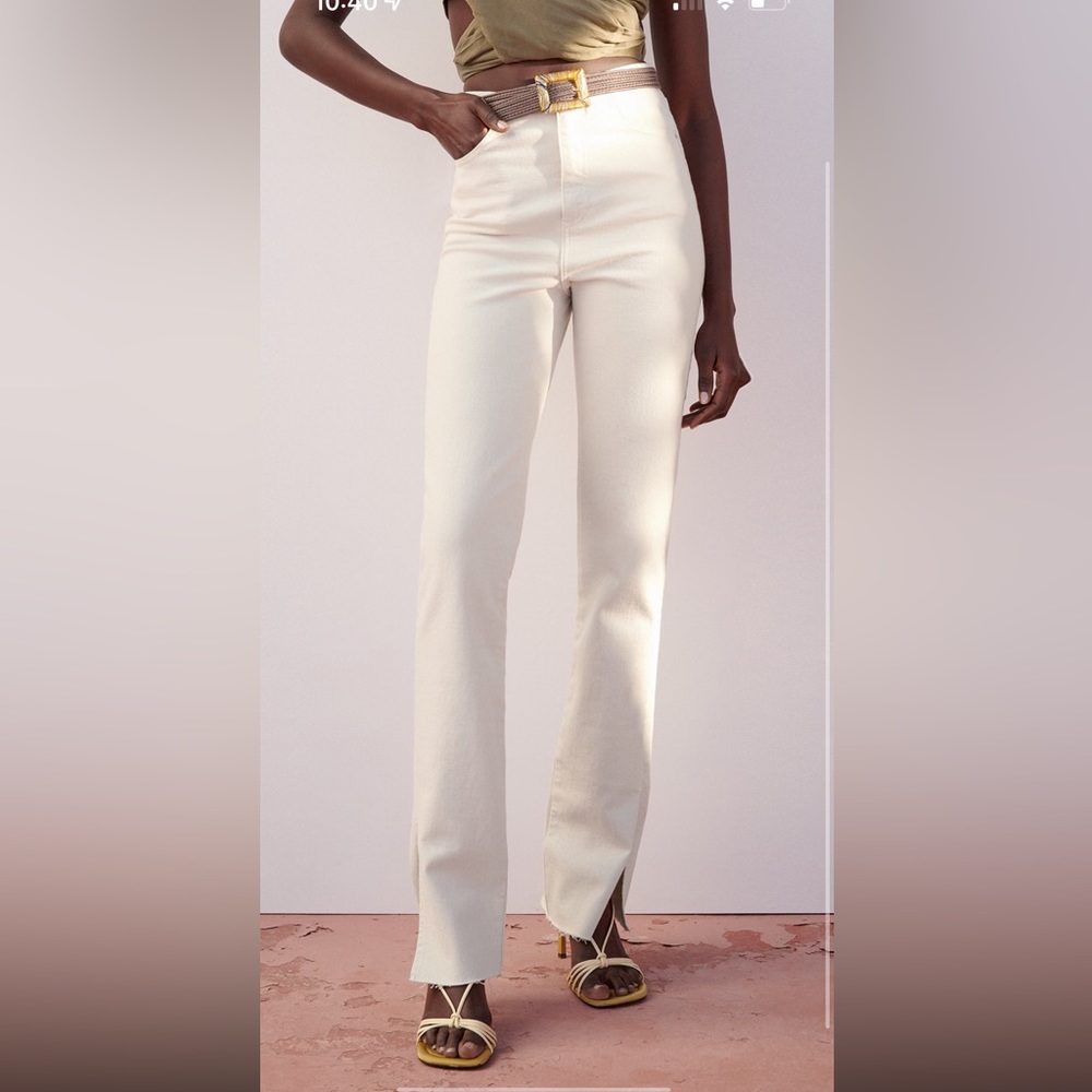 Slit Flare Slim Jeans